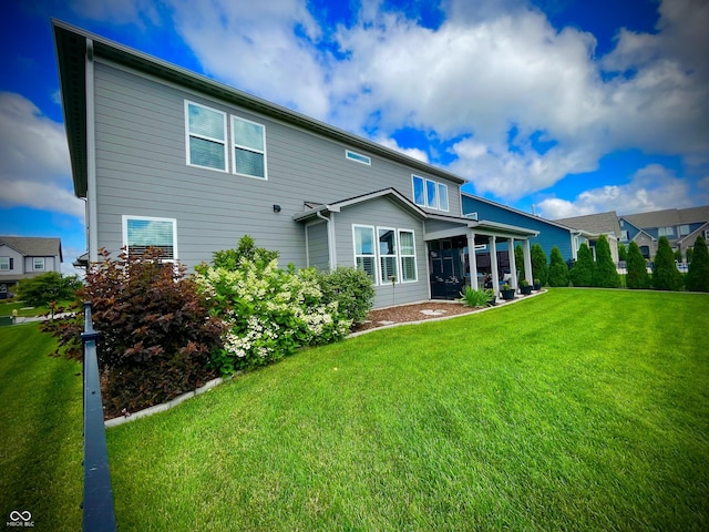 4281 Viewforth Ln, Bargersville, IN 46106 - back of property with a yard