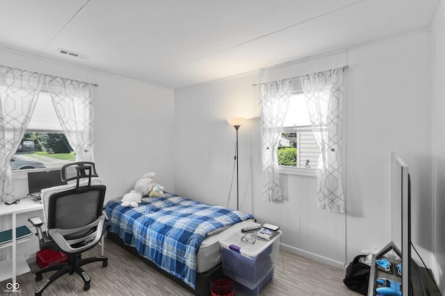 206 Allen Ln, Greenfield, IN 46140 - bedroom with wood finished floors and a desk