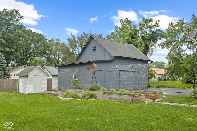 211 N County Line Rd, In, IN 47272 - view of shed with a vegetable garden