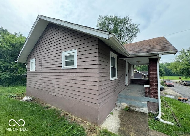 1521 N Tacoma Ave, Indianapolis, IN 46201 - view of home's exterior featuring covered porch