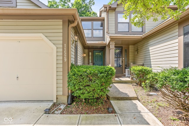 11529 Sunset Cove Ln Unit 11529, Indianapolis, IN 46236 - photo 1