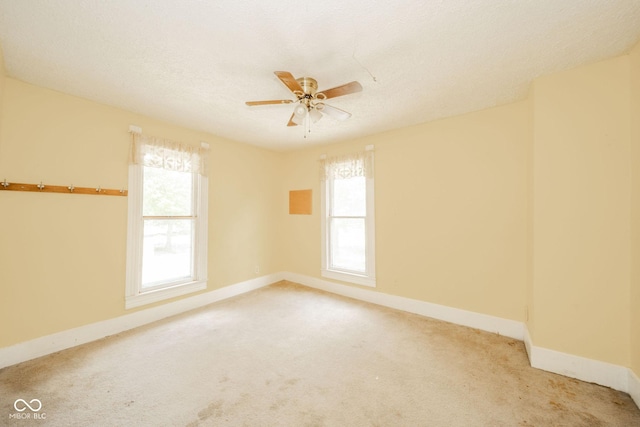 917 W 8th St, Anderson, IN 46016 - empty room featuring carpet flooring and a ceiling fan
