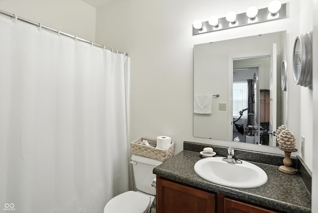 2253 Bridlewood Dr, Franklin, IN 46131 - full bathroom featuring vanity and a shower with curtain
