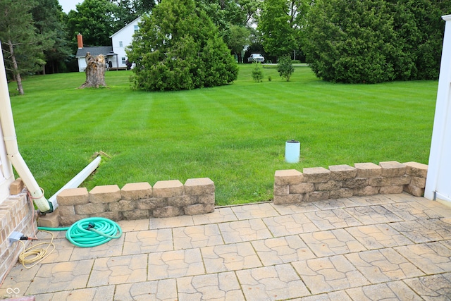 650 S Eagles Way, Crawfordsville, IN 47933 - view of green lawn