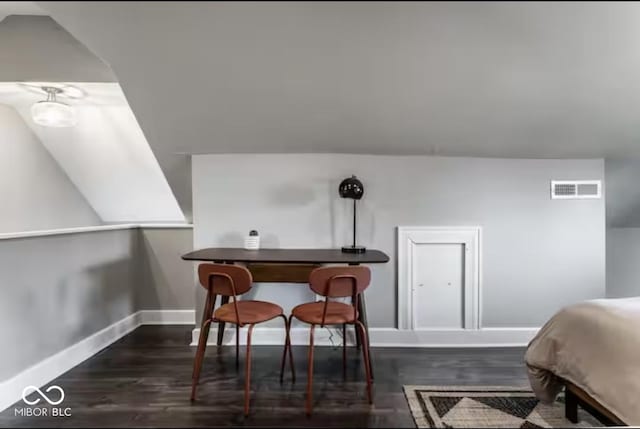 213 E 15th St, Indianapolis, IN 46202 - home office with dark wood-style floors