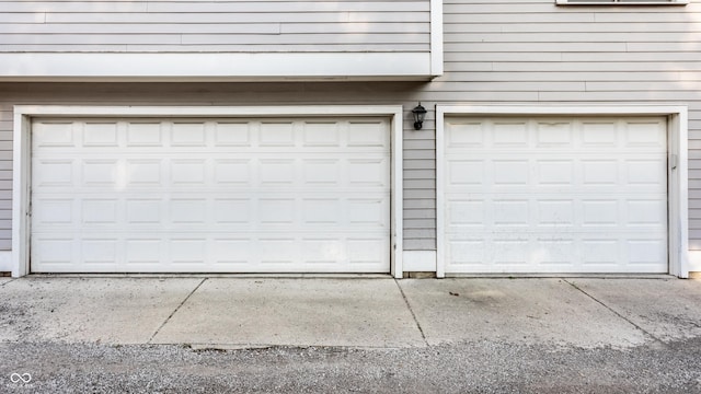 215 E 15th St, Indianapolis, IN 46202 - view of garage