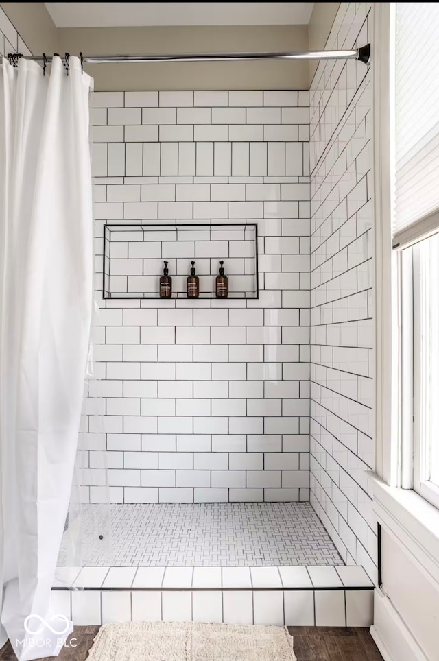215 E 15th St, Indianapolis, IN 46202 - bathroom with a shower stall
