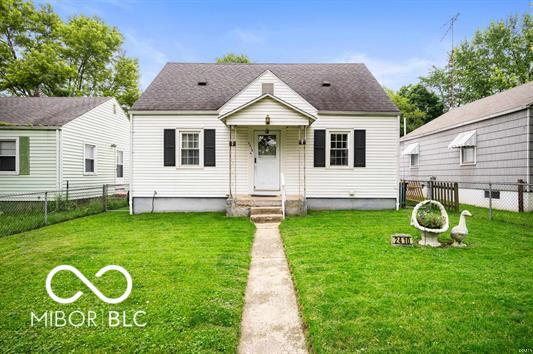 2410 S Ebright St, Muncie, IN 47302 - view of bungalow-style house