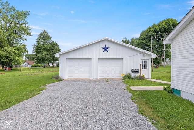206 E Franklin St, Roachdale, IN 46172 - view of detached garage