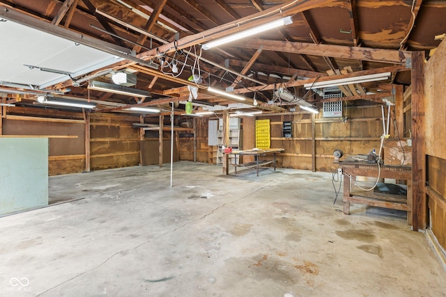 206 E Franklin St, Roachdale, IN 46172 - view of garage