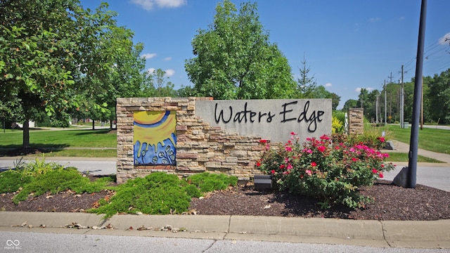 6816 Minnow Dr, Indianapolis, IN 46237 - view of community sign