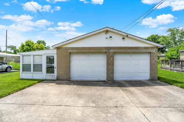 3322 N Riley Ave N, Indianapolis, IN 46218 - view of detached garage