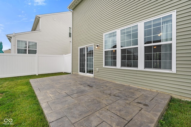 6670 Shooting Star Dr, Whitestown, IN 46075 - view of patio