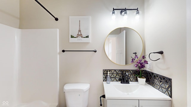 1809 S H St, Elwood, IN 46036 - bathroom with a shower and vanity