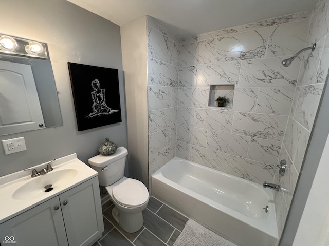937 N Routiers Ave, Indianapolis, IN 46219 - full bath featuring vanity and shower / bathtub combination