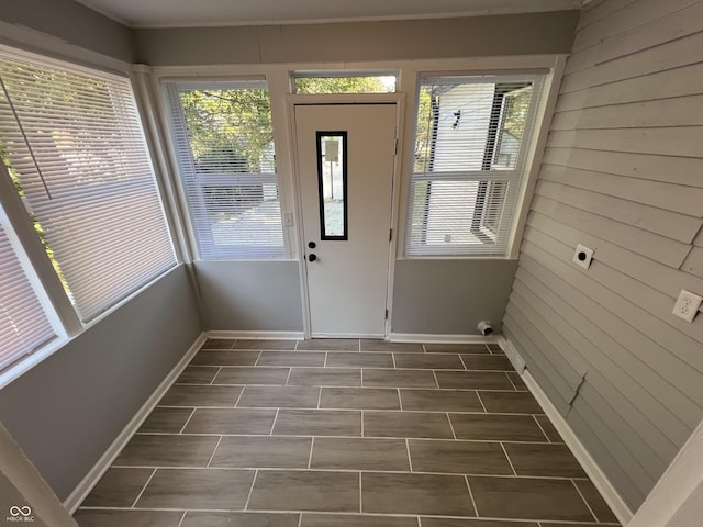 937 N Routiers Ave, Indianapolis, IN 46219 - view of unfurnished sunroom