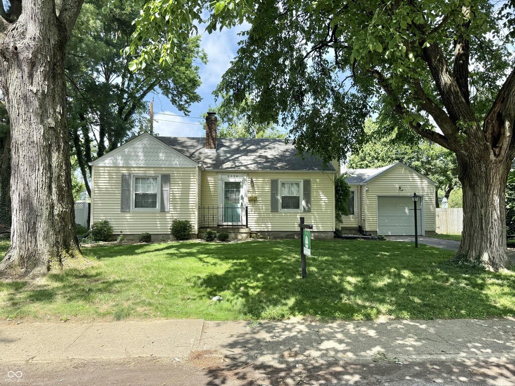 5378 Rosslyn Ave, Indianapolis, IN 46220 - photo 1