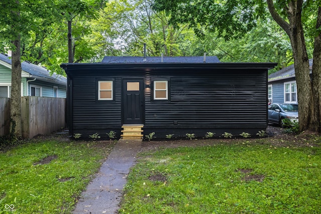 4245 Norwaldo Ave, Indianapolis, IN 46205 - view of front of house featuring entry steps