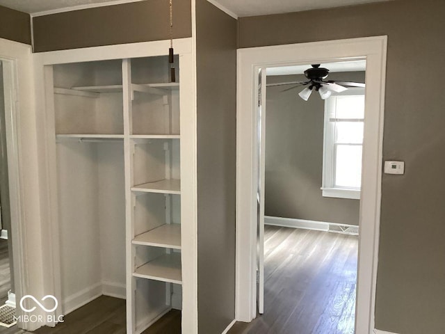 360 Laclede St, Indianapolis, IN 46241 - view of closet