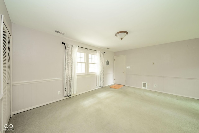 2613 W Queensbury Rd, Muncie, IN 47304 - unfurnished room featuring carpet floors
