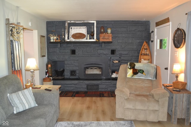 704 S Rockfield Rd, Veedersburg, IN 47987 - living room featuring wood finished floors
