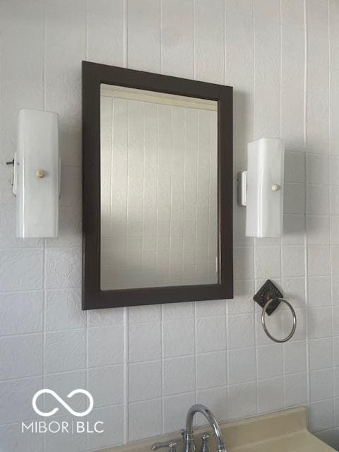 416 W 21st St, Anderson, IN 46016 - detailed view