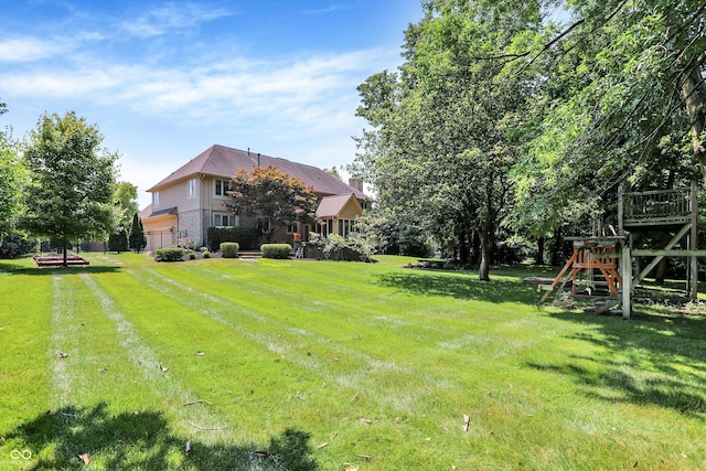 13779 Stone Dr, Carmel, IN 46032 - view of green lawn