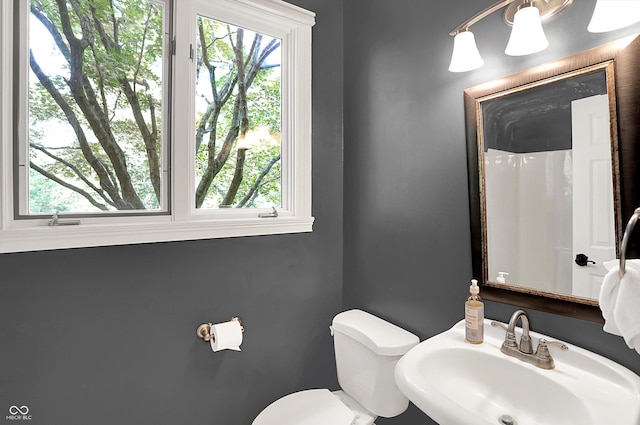 13779 Stone Dr, Carmel, IN 46032 - full bath with a sink and a shower with curtain