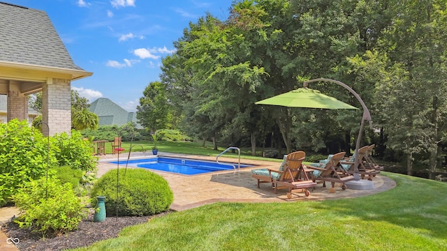 3399 Nottinghill Blvd, Plainfield, IN 46168 - outdoor pool featuring a patio area and a lawn