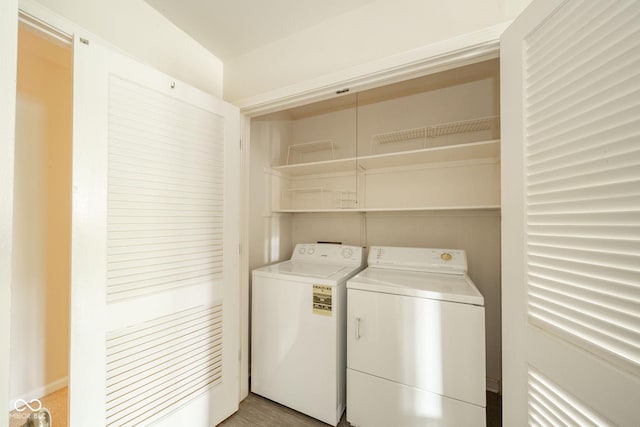 7317 Lions Head Dr Unit A, Indianapolis, IN 46260 - laundry area with independent washer and dryer