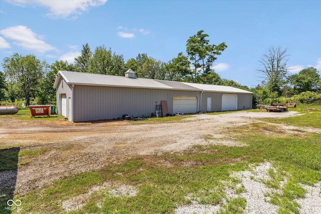 7516 S County Road 300 W, Clayton, IN 46118 - view of detached garage