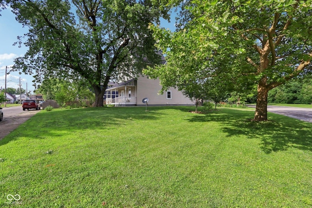 1129 Trowbridge St, Indianapolis, IN 46203 - photo 2