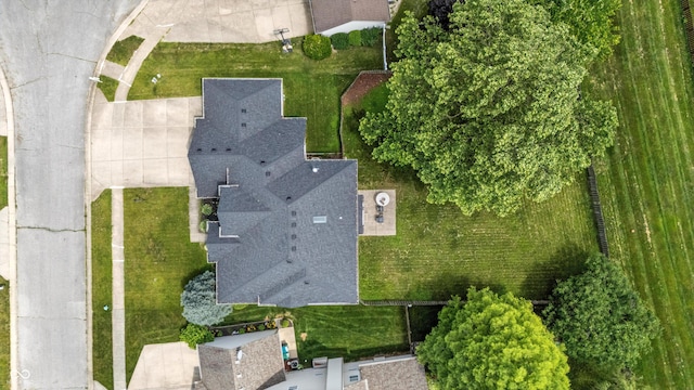 2463 Kettering Way, Indianapolis, IN 46214 - drone / aerial view