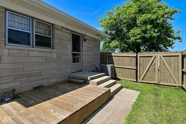 136 W Loretta Dr, Indianapolis, IN 46217 - view of deck