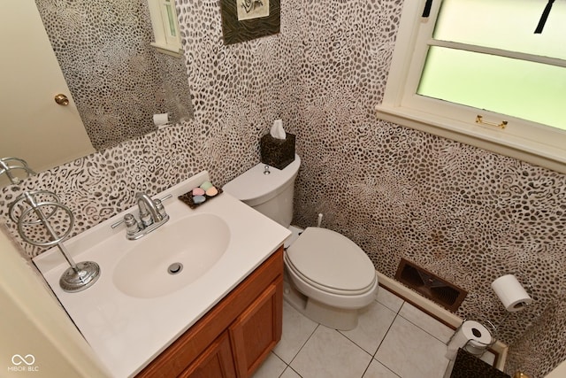 136 W Loretta Dr, Indianapolis, IN 46217 - bathroom featuring vanity and tile patterned floors