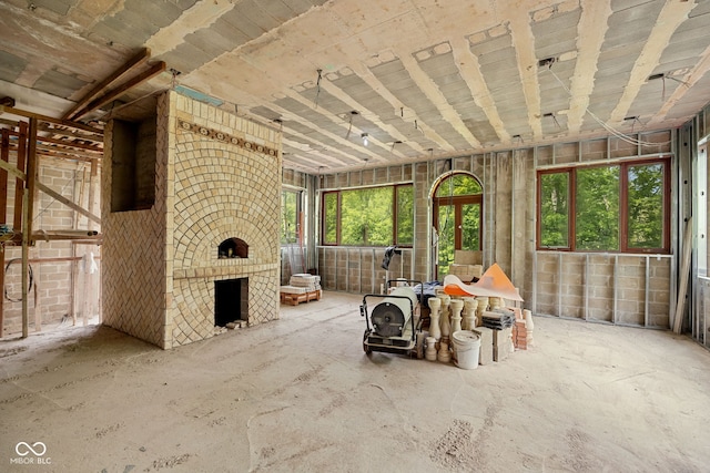 4945 S 100 E, Lafayette, IN 47909 - sunroom / solarium with healthy amount of natural light