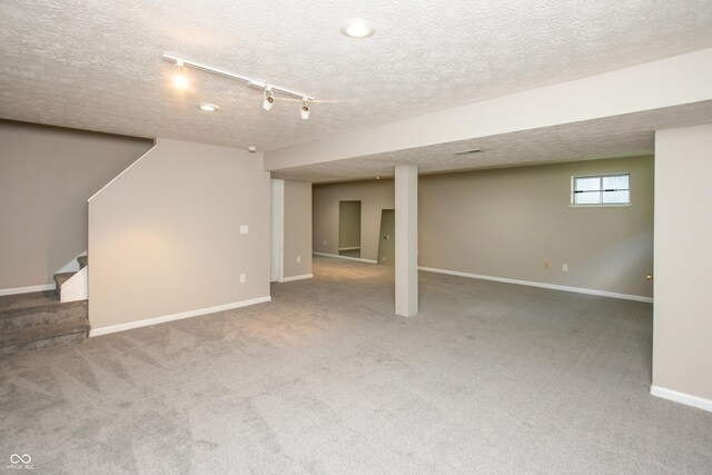 6465 Robinsrock Dr, Indianapolis, IN 46268 - photo 32
