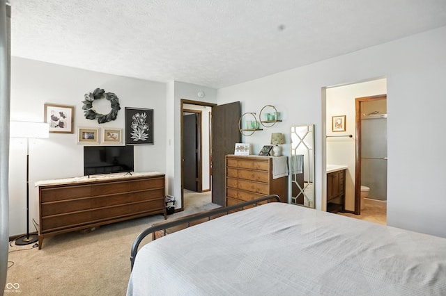 610 Front Royal Dr, Indianapolis, IN 46227 - bedroom with light carpet and ensuite bathroom
