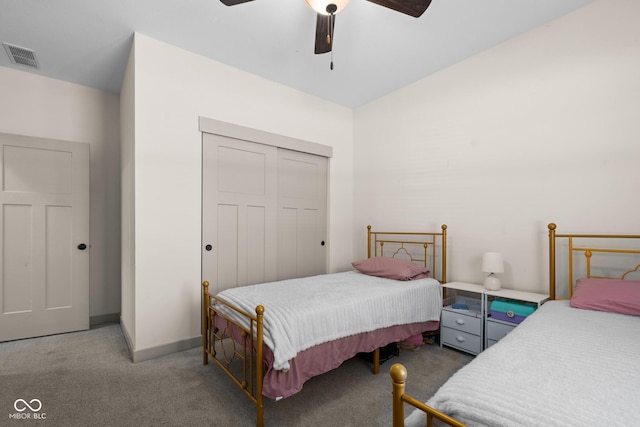 320 Briar Hill Dr, Whiteland, IN 46184 - bedroom featuring carpet, a closet, and ceiling fan