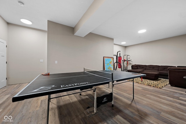 320 Briar Hill Dr, Whiteland, IN 46184 - rec room featuring wood finished floors and recessed lighting