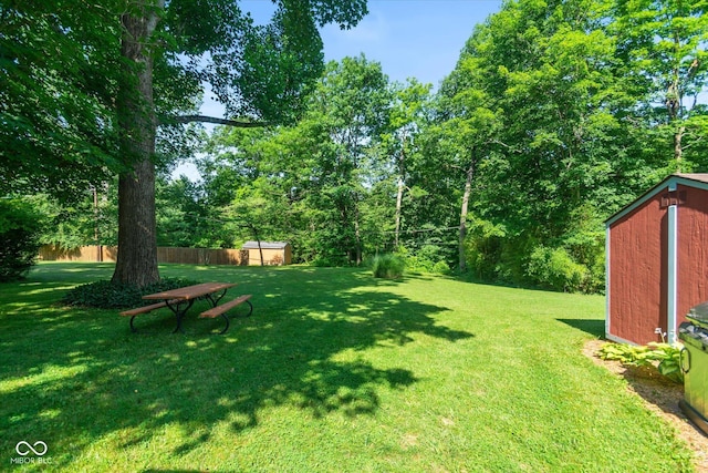 2808 Woodside Dr, Plainfield, IN 46168 - view of yard featuring a storage unit