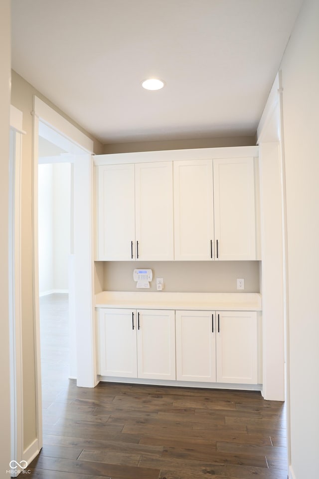13044 Moorland Ln, Carmel, IN 46074 - bar area with dark wood finished floors and recessed lighting