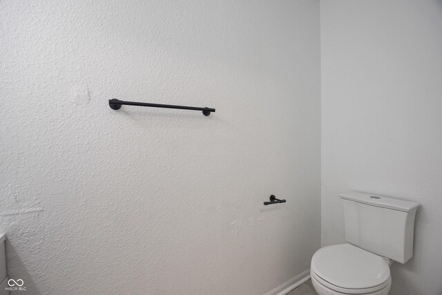 10222 Arapahoe Dr, Indianapolis, IN 46235 - bathroom featuring toilet