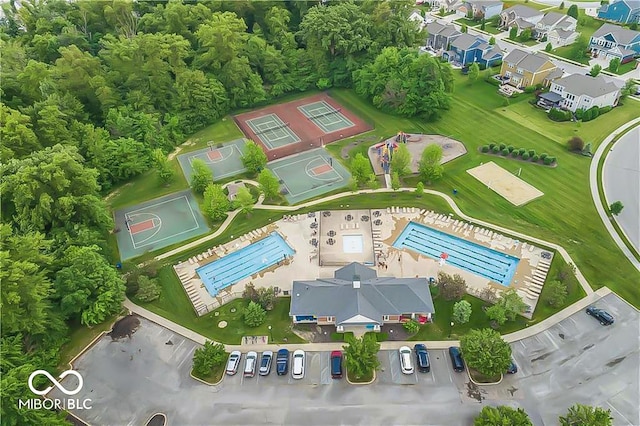 14052 Rayners Ln, Fishers, IN 46037 - drone / aerial view of a pool