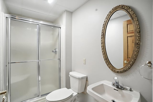 6183 Whitetail Run, Greenwood, IN 46143 - bathroom with a stall shower
