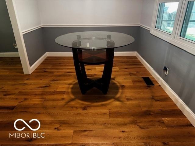 3815 Briar Rdg, Monrovia, IN 46157 - detailed view of wood finished floors and baseboards