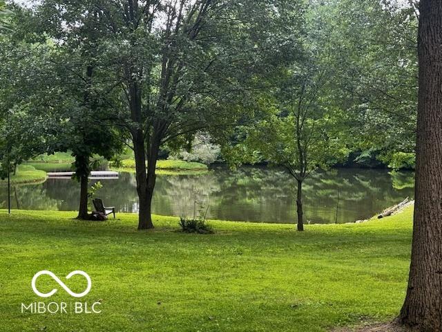 3815 Briar Rdg, Monrovia, IN 46157 - view of property's community with a lawn and a water view