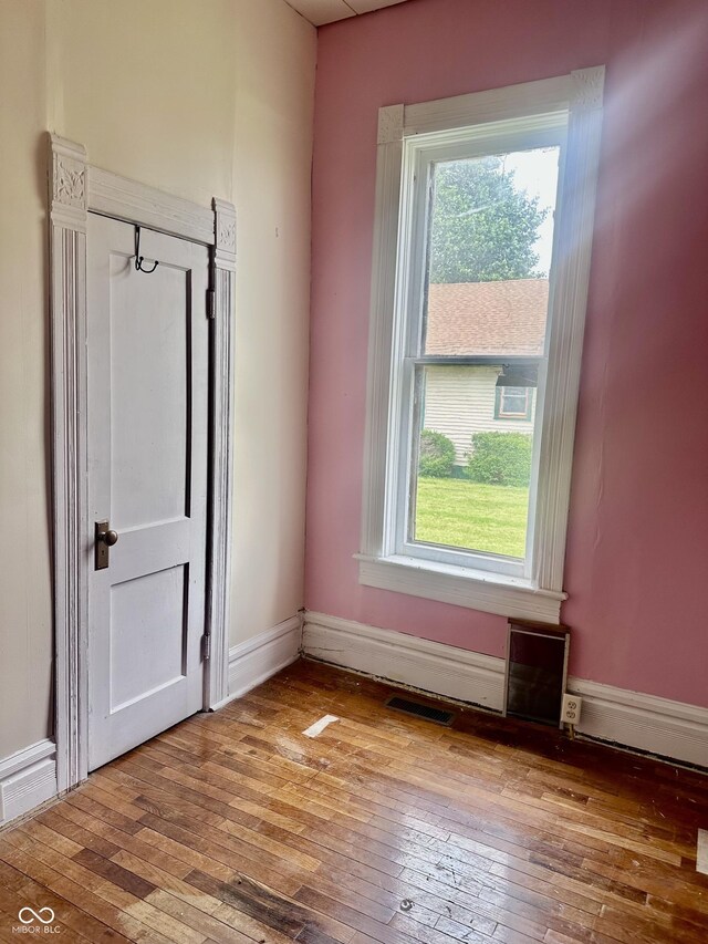402 N Willow St, Dana, IN 47847 - photo 12