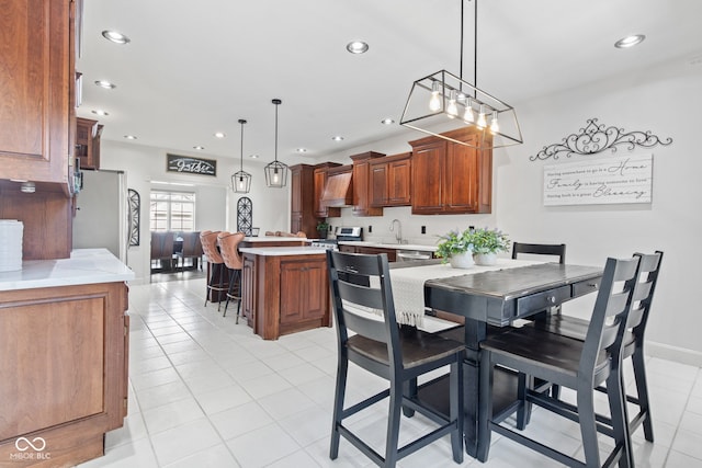 4465 W Woodbridge Ln, New Palestine, IN 46163 - dining space with recessed lighting and light tile patterned floors