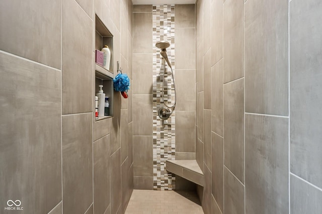 1209 E Wabash St, Frankfort, IN 46041 - bathroom with a tile shower